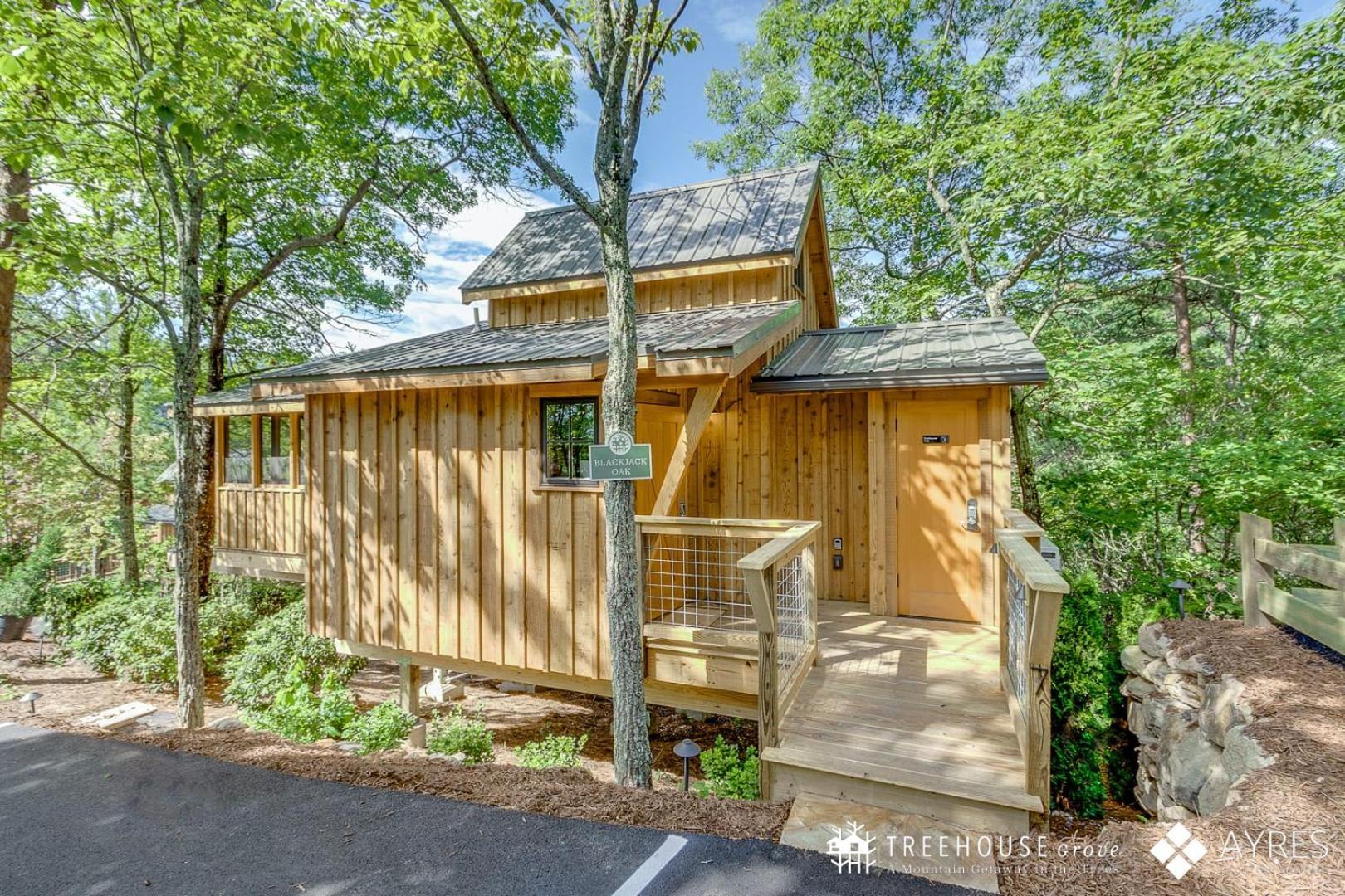 The Blackjack Oak In Treehouse Grove At Norton Creek Gatlinburg Exterior foto